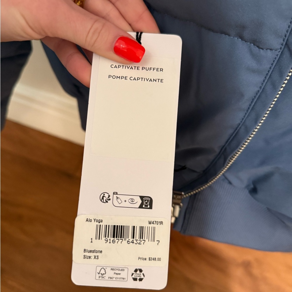 NWT ALO CAPTIVATE PUFFER JACKET - Picture 7 of 9